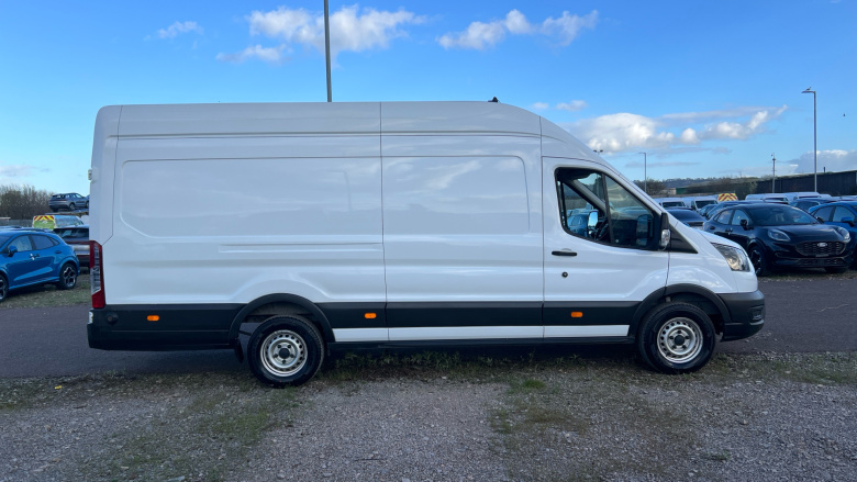 Ford Transit 350 L4 Diesel Rwd 2.0 EcoBlue 130ps H3 Leader Van